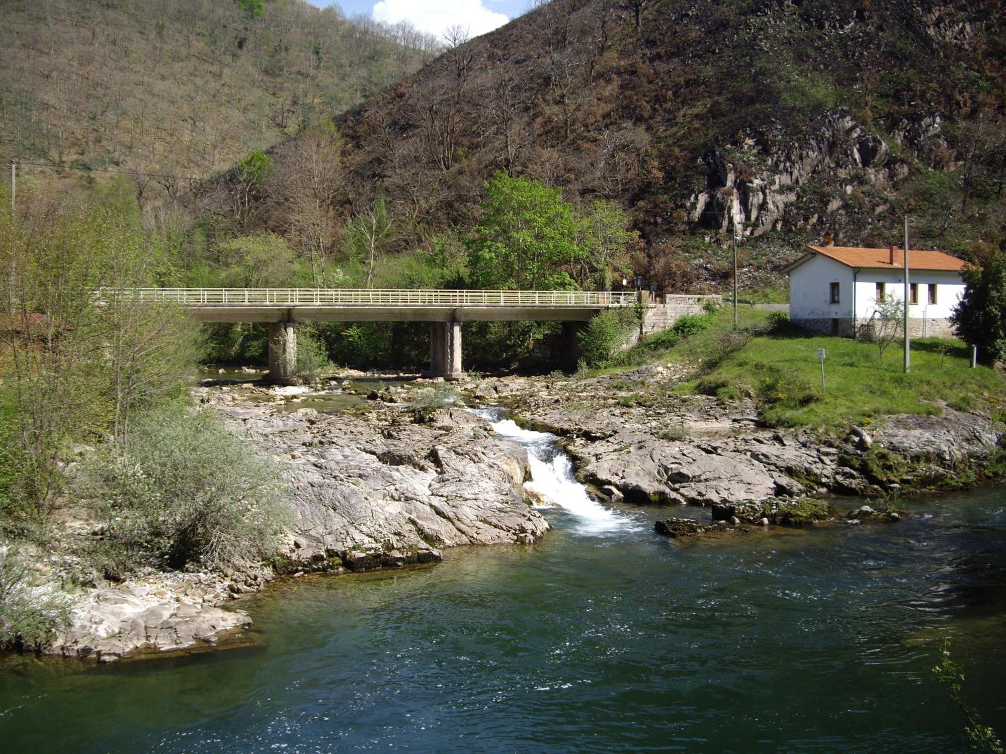 El Canton * Onís